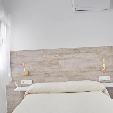 Guest house Alojamiento La Chanca, Cerca De La Playa Los Bateles