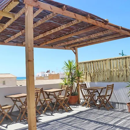 Guest house Alojamiento La Chanca, Cerca De La Playa Los Bateles *